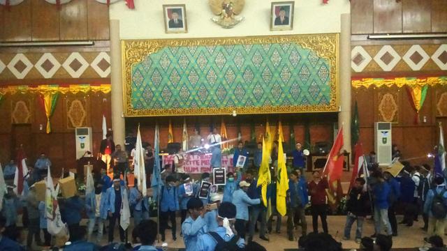 Harga Pertalite dan Hati Nurani Dewan